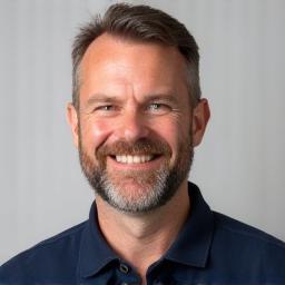 Headshot of Jan Bakker, Body and Paint Specialist
